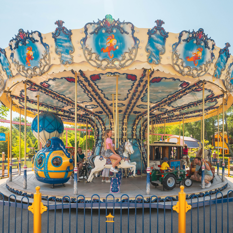LE CARROUSEL 